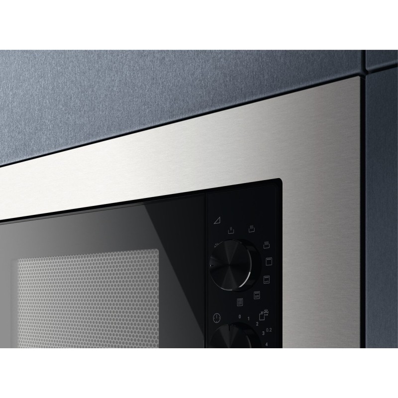 Microondas Electrolux KMSD203MMX, Mandos