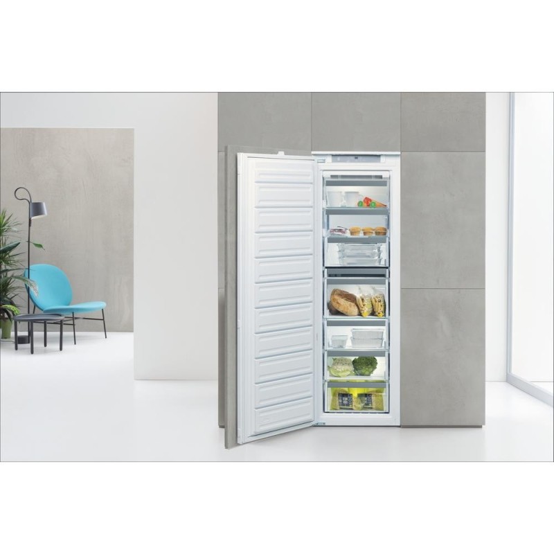 Congelador vertical NF Whirlpool AFB18401