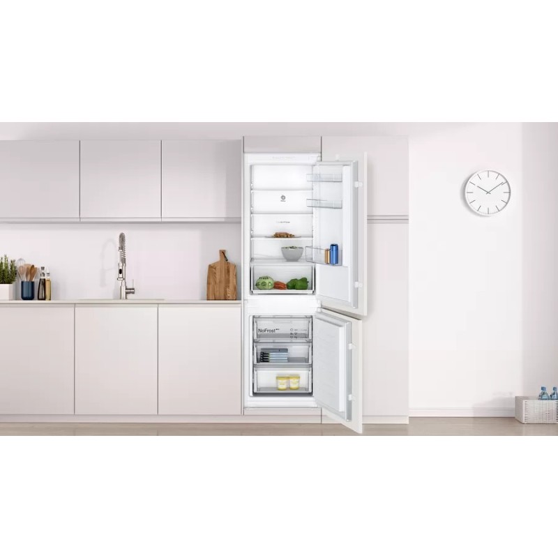 Combi INT Balay 3KIE712F, Congelador No 