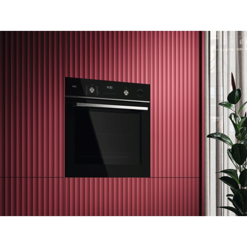 Horno AEG OR6PB51WSB, 72 litros, SenseCo