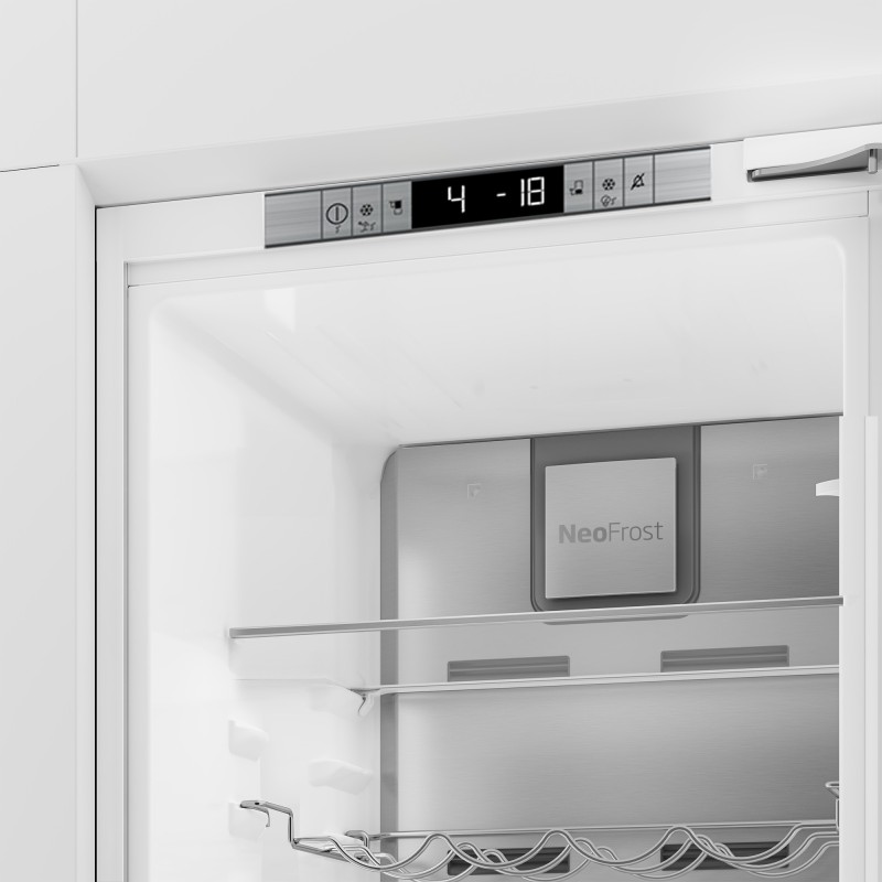 Combi INT Beko BCNA275E4SN, Integrable, 