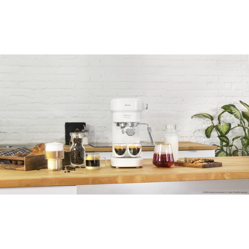 CECOTEC, Cafetera espresso Cafelizzia 790 White