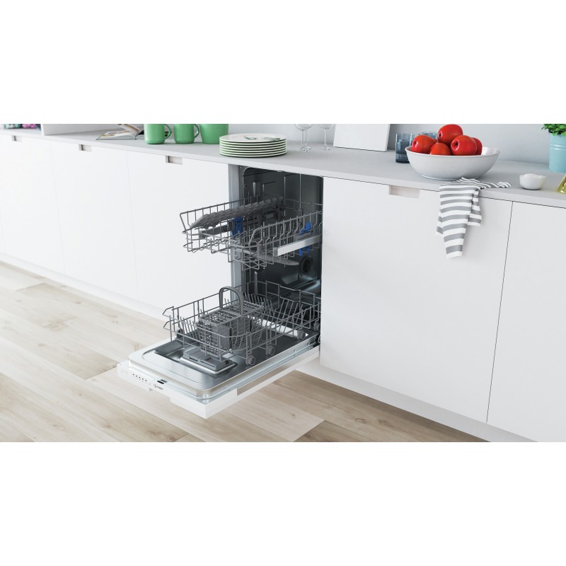 Lavavajillas Indesit DI9E2B10, integrabl