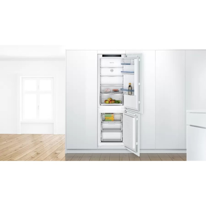 Combi INT Bosch KIN86VFE0, Congelador No