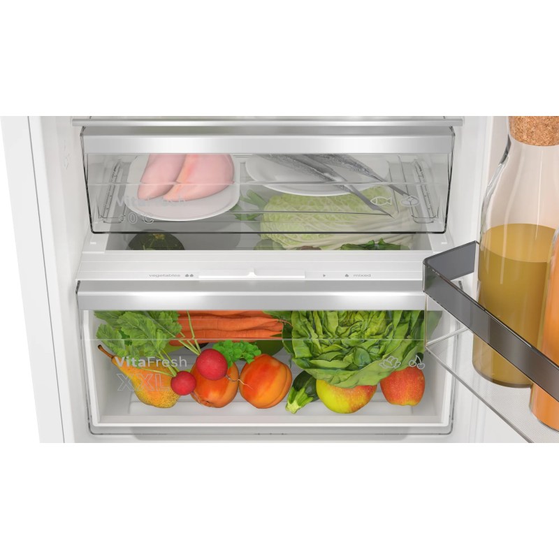 Combi INT Bosch KIN96VFD0, Congelador No