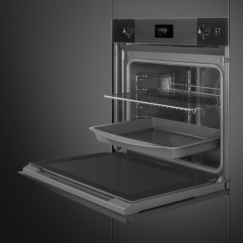 Horno Smeg SO6101S2B3, que combina la co