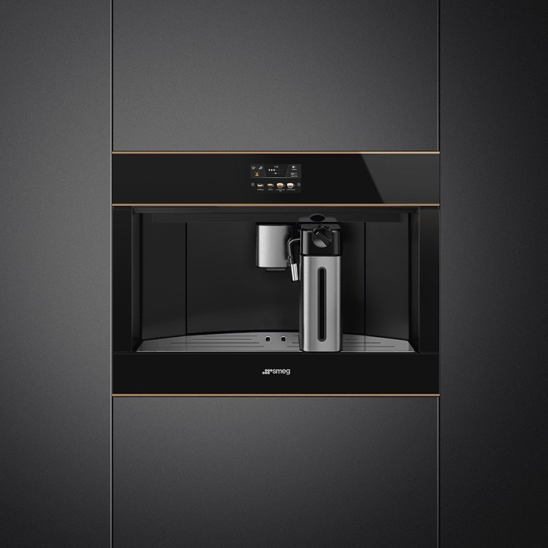 Cafetera Smeg CMS4604NR, integración, Es