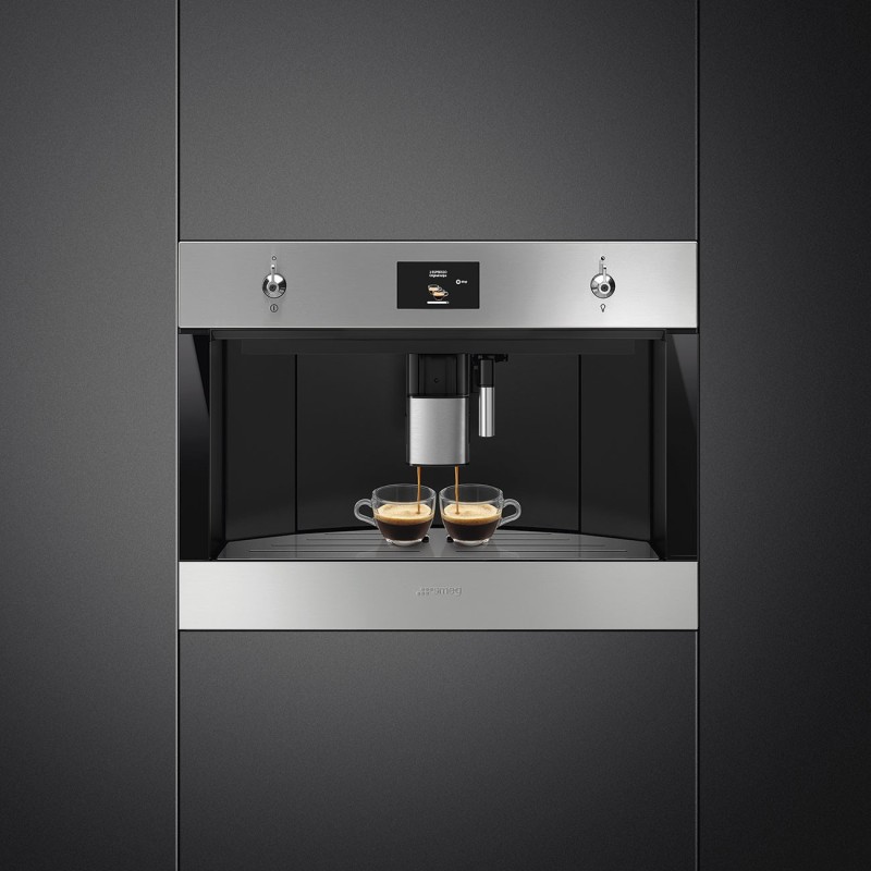 Cafetera Smeg CMS4303X, integración, Est