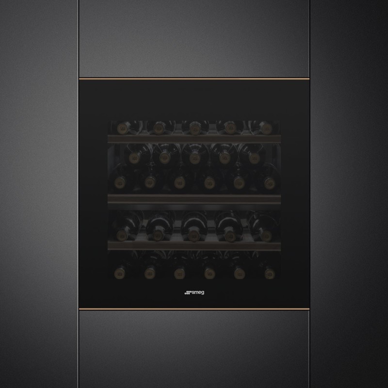 Vinoteca INT Smeg CVI629NR3, Integración