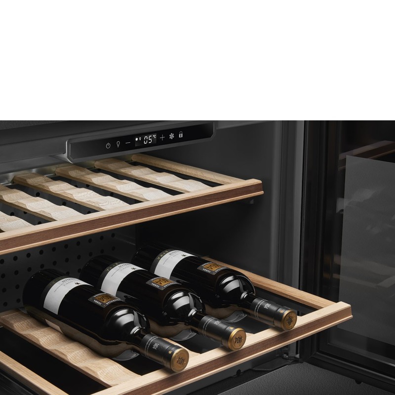 Vinoteca INT Smeg CVI120B3E, Integración