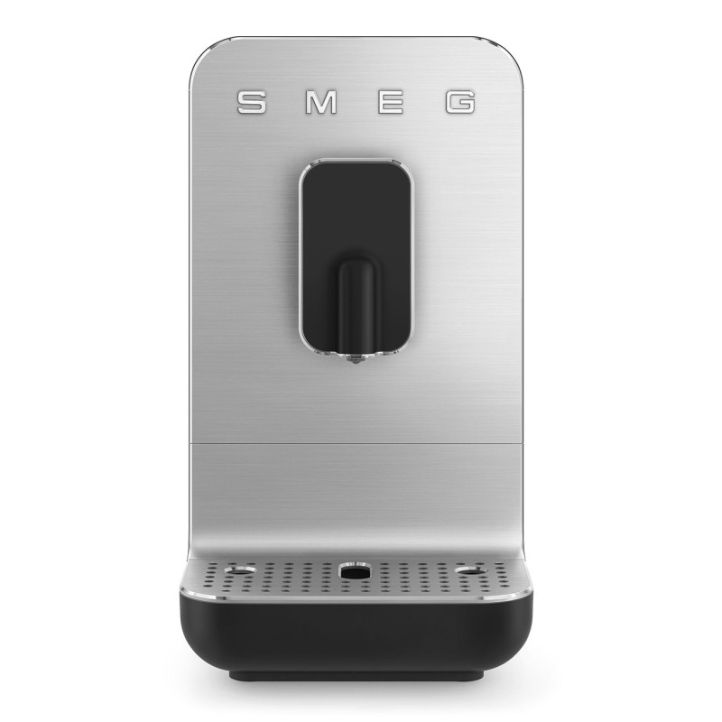 Cafetera Espresso Smeg BCC11BLMEU,  supe